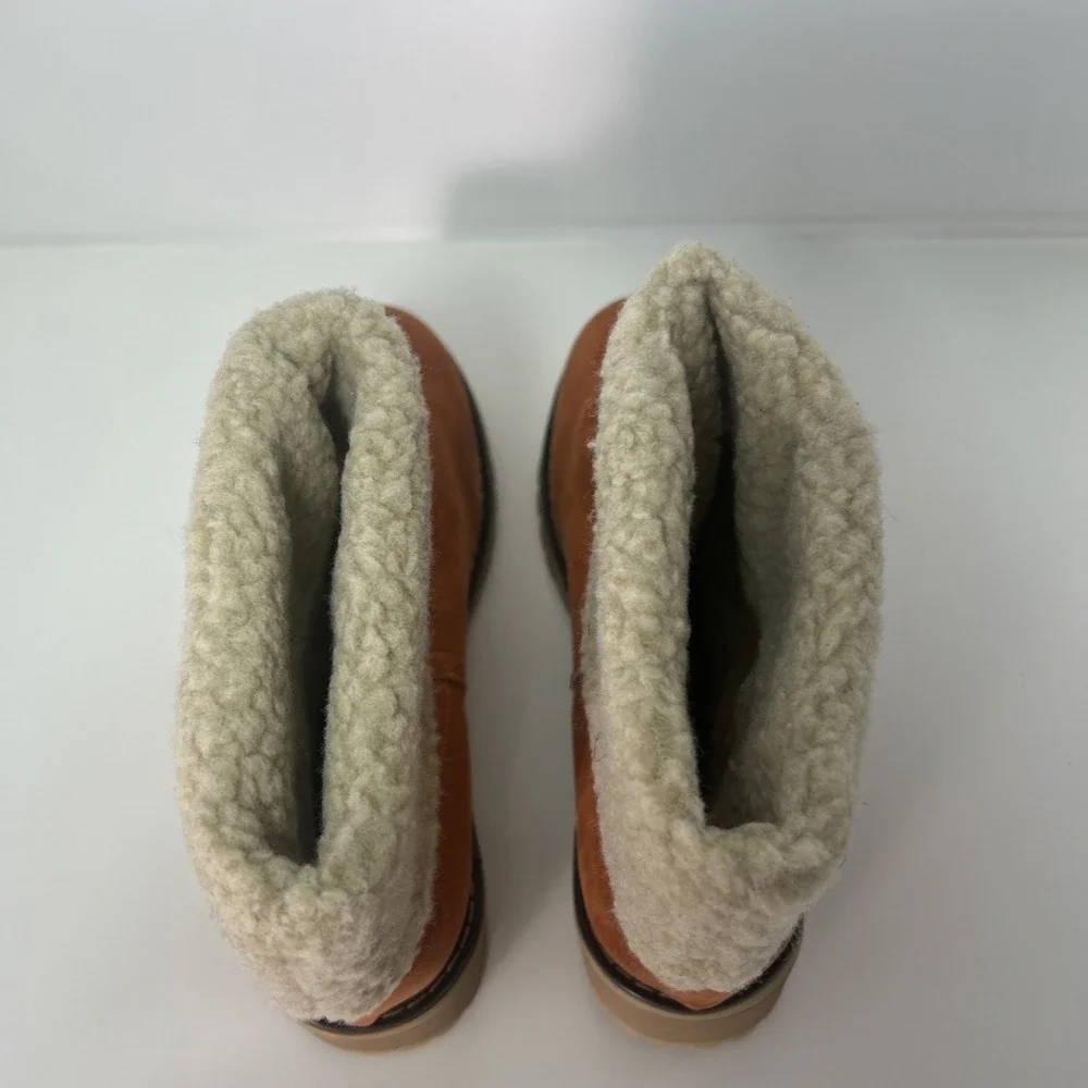 Orange Faux‎ Suede Ankle Boots Women's Sz EU 40, US 8 Sherpa Lined, Chunky Heel